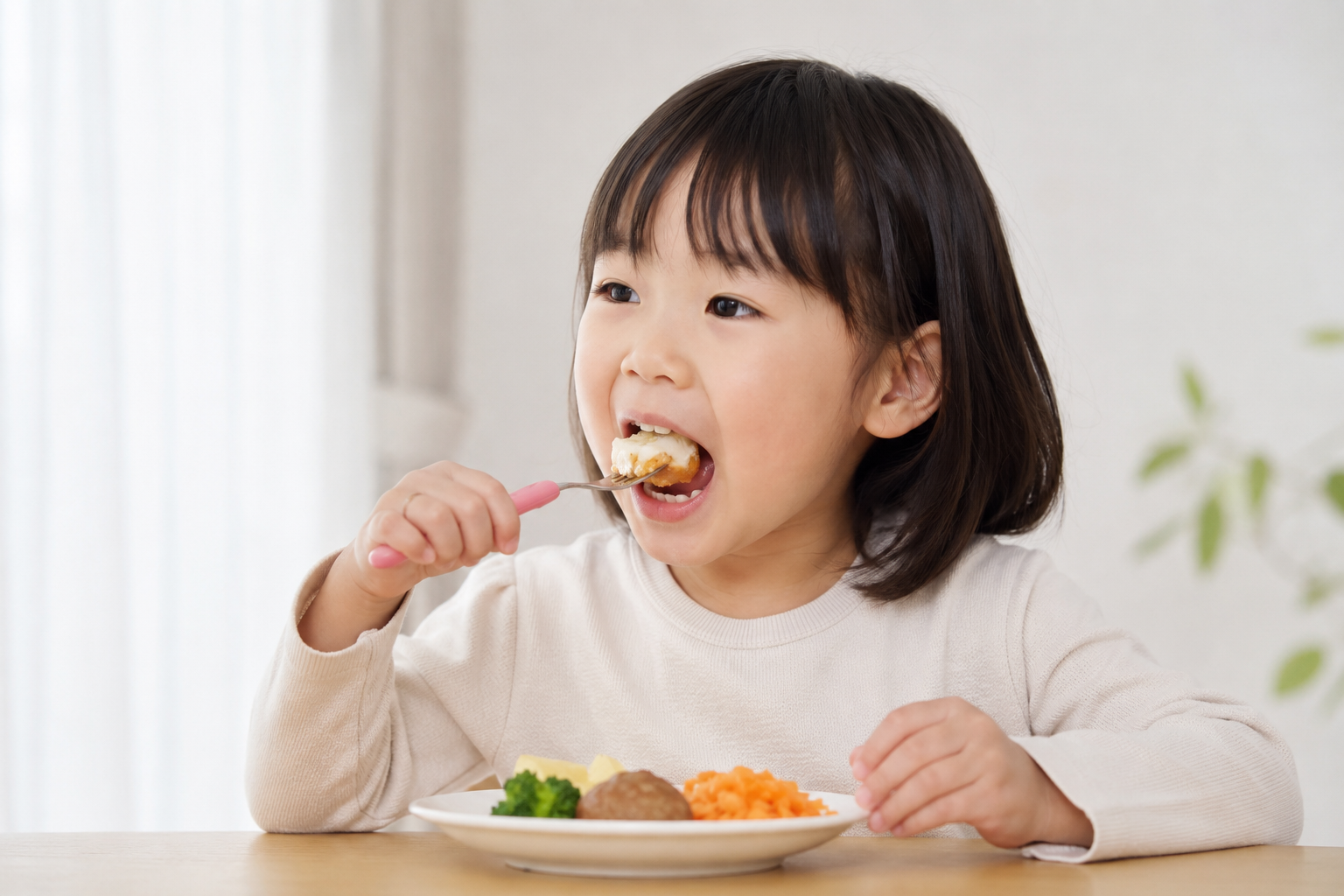 夏休みだからこそチェック！子どもの「食べる力」5項目チェックリスト｜噛む・飲み込む力を育てよう